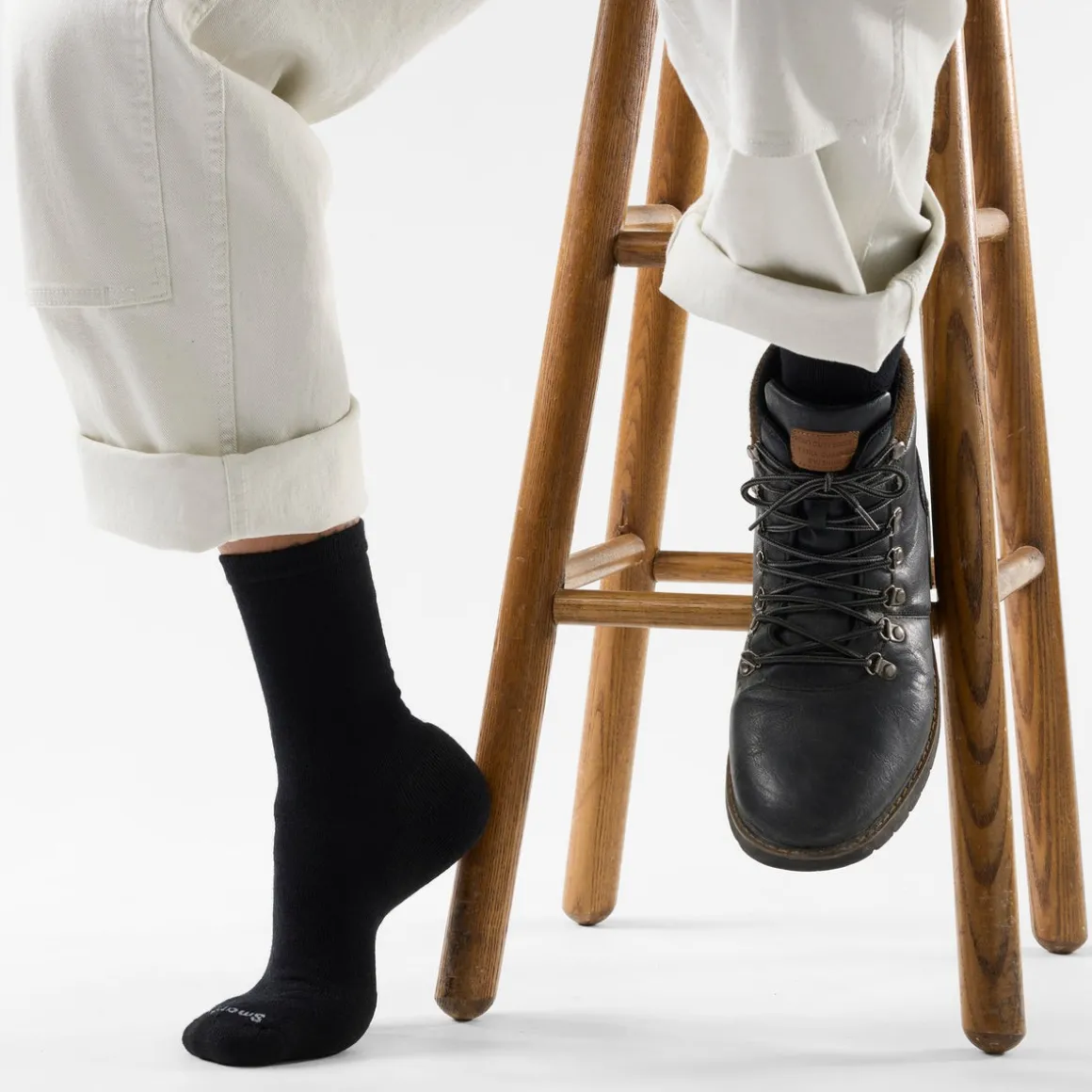 Everyday Solid Rib Crew Socks