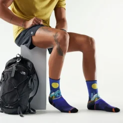 Hike Mountain Myth Print Crew Socks