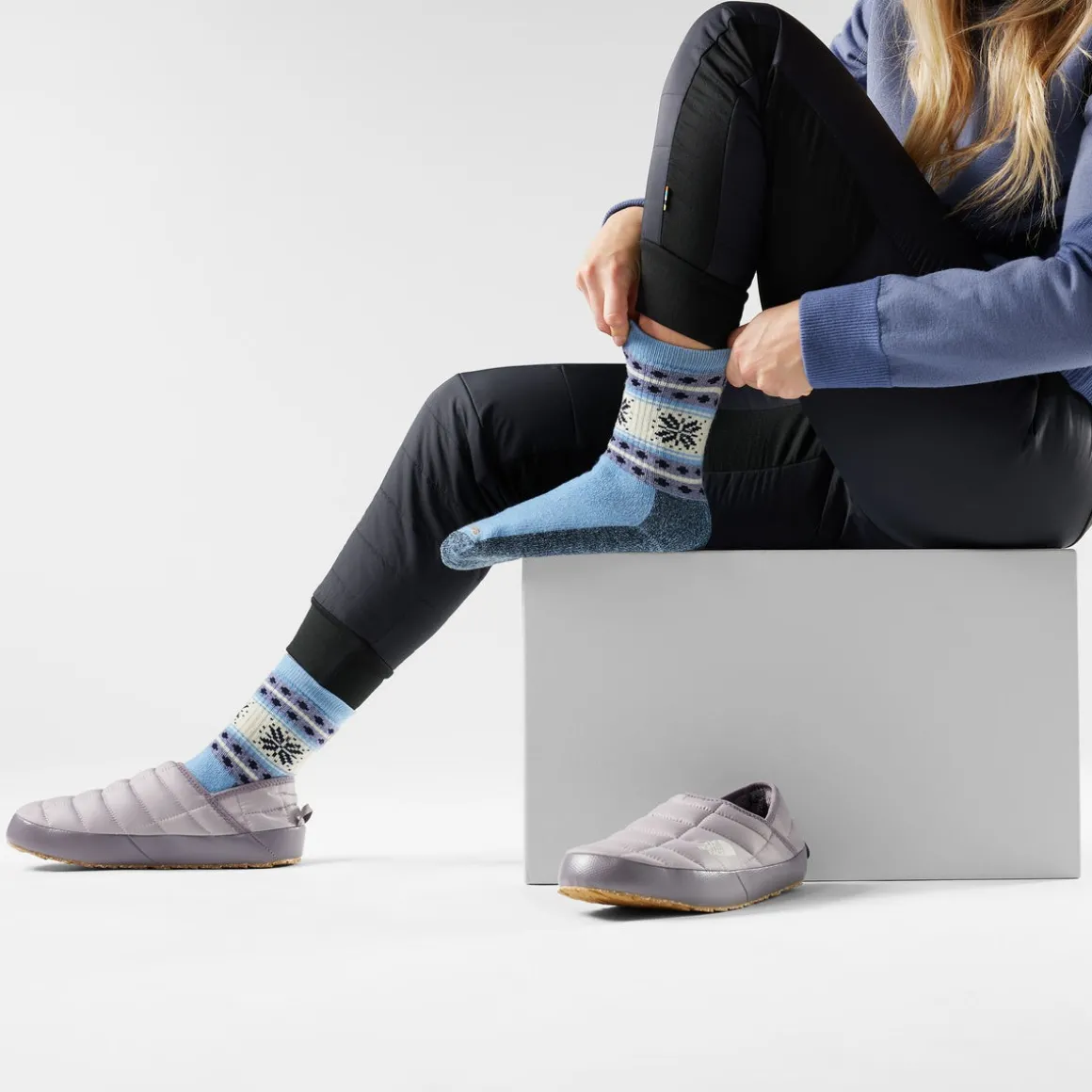 Women's Everyday Cozy Snowflake Dream Crew Socks