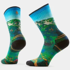 Women’s Hike Mountain Lake Print Crew Socks