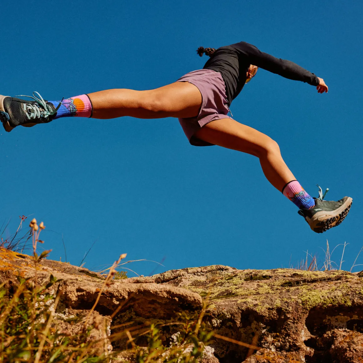 Women’s Hike Mountain Sunrise Print Crew Socks