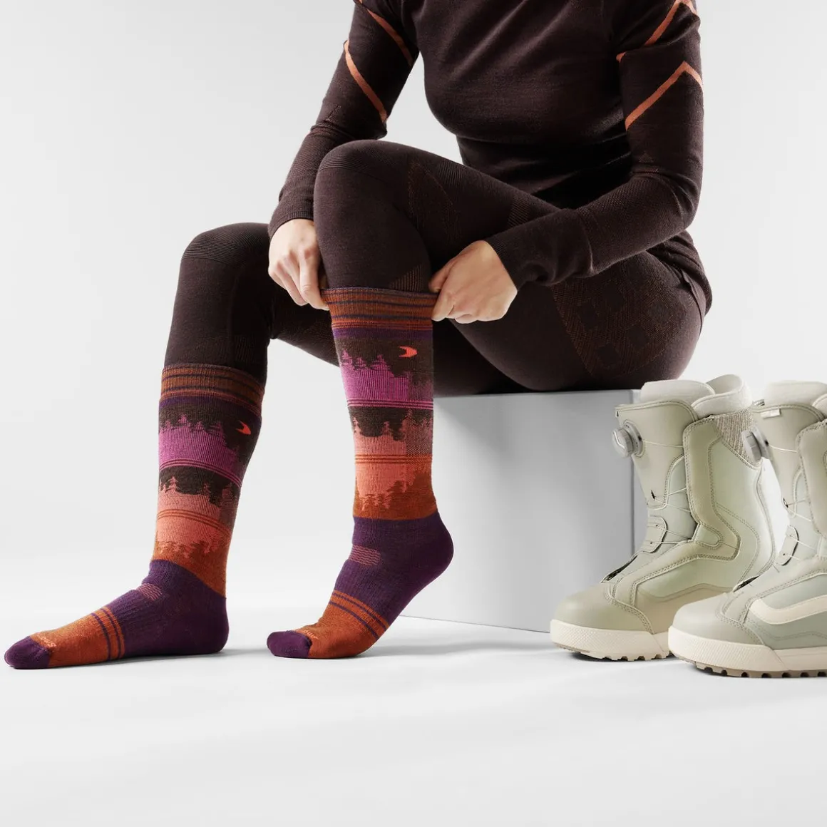 Women's Snowboard Twilight Vista Over The Calf Socks