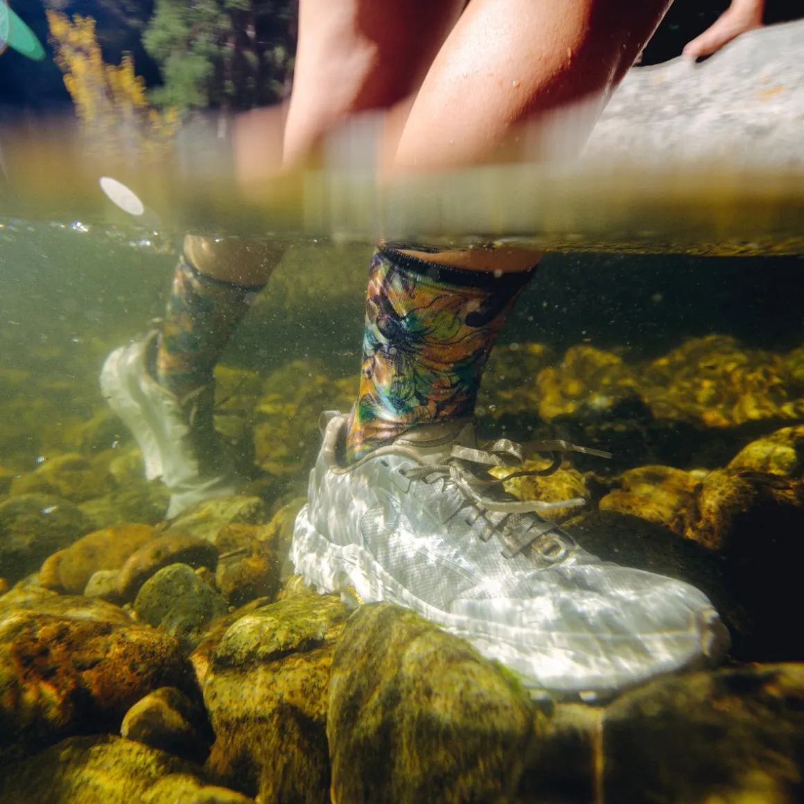 Women's Trail Run Floral Party Print Crew Socks